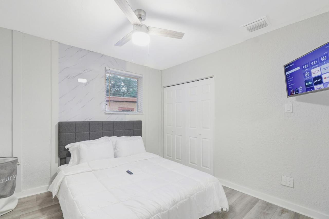 Spacious And Luxurious Home Centrally Located Between Miami And Ft. Lauderdale Miramar Exteriör bild